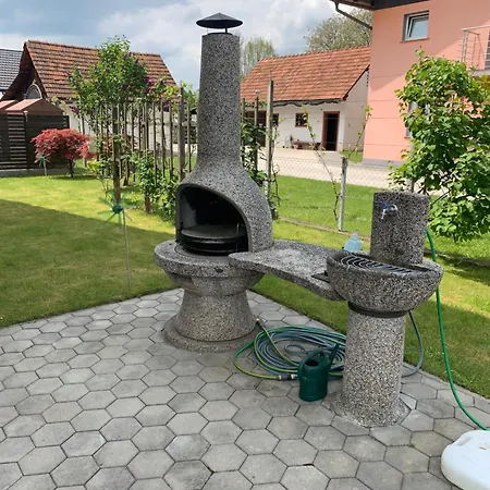 Udoben, Razkosen, Soncen Apartma, 5 Min Do Avtoceste